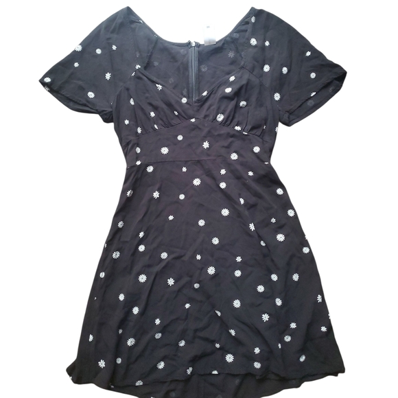 Abound Dresses & Skirts - Abound Black Mini Dress with White Floral Pattern